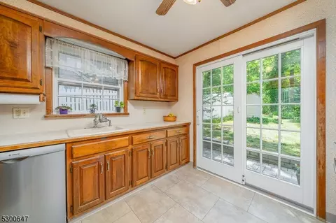 30 Kendrick Rd, Summit, NJ 07901 photo 11