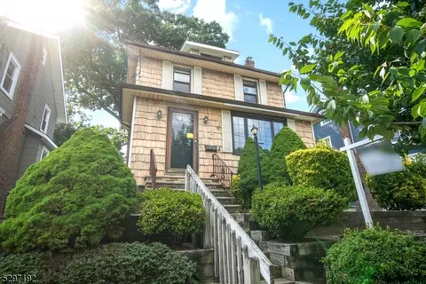 17 Bremond St, Belleville, NJ 07109