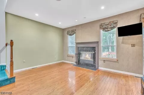 14 Eider Ct, Wayne, NJ 07470 photo 12
