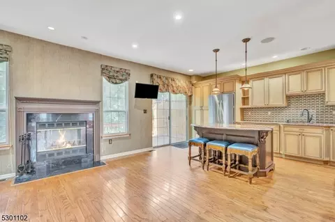 14 Eider Ct, Wayne, NJ 07470 photo 8