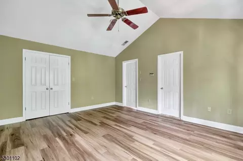 14 Eider Ct, Wayne, NJ 07470 photo 22