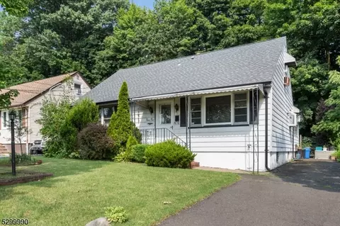 45 Garrison Ave, Hasbrouck Heights, NJ 07604