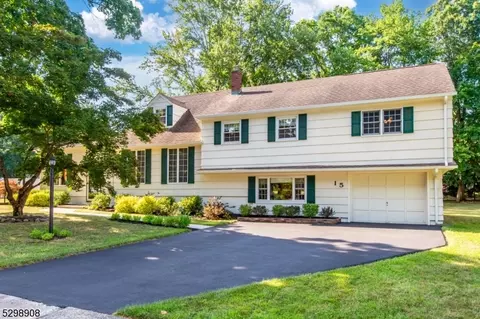 15 Longport Rd, Wayne, NJ 07470