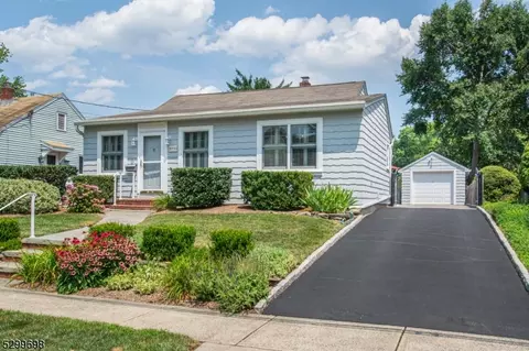 5-13 1st St, Fair Lawn, NJ 07410