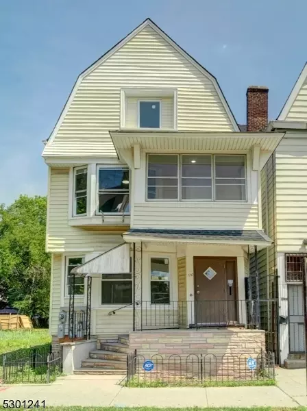 110 William St #2, East Orange, NJ 07017