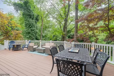 90 Exeter Dr, Berkeley Heights, NJ 07922 photo 33