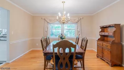 90 Exeter Dr, Berkeley Heights, NJ 07922 photo 11