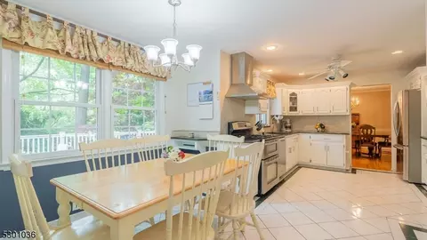 90 Exeter Dr, Berkeley Heights, NJ 07922 photo 17