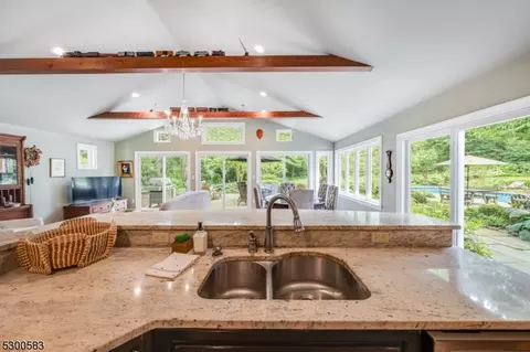 2 Leddell Rd, Mendham Boro, NJ 07945 photo 17