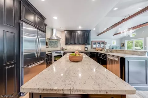 2 Leddell Rd, Mendham Boro, NJ 07945 photo 15