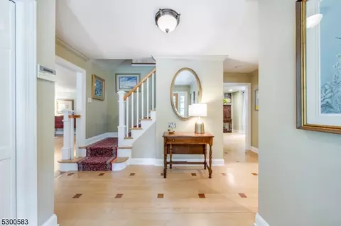 2 Leddell Rd, Mendham Boro, NJ 07945 photo 4