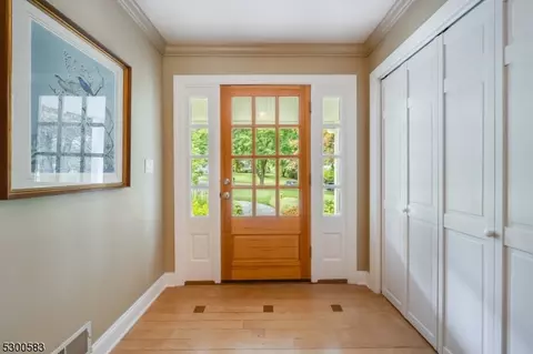 2 Leddell Rd, Mendham Boro, NJ 07945 photo 3