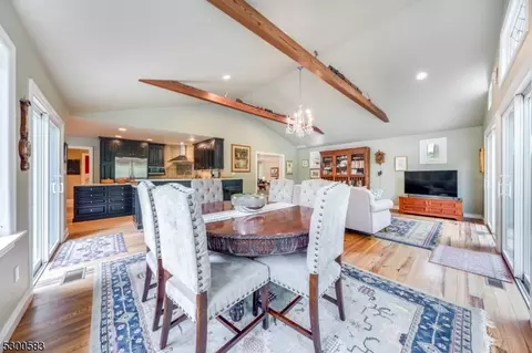 2 Leddell Rd, Mendham Boro, NJ 07945 photo 10