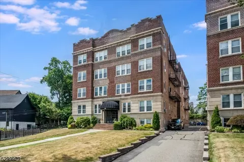 14 Forest St #201, Montclair, NJ 07042