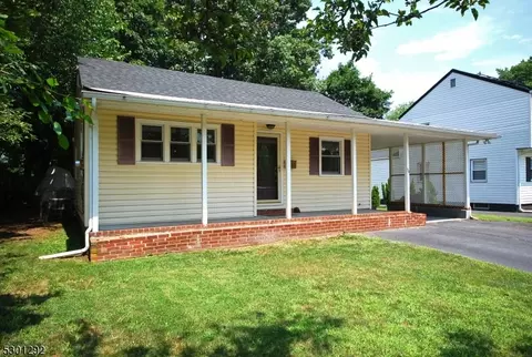 34 Latourette Ave, South Bound Brook, NJ 08880