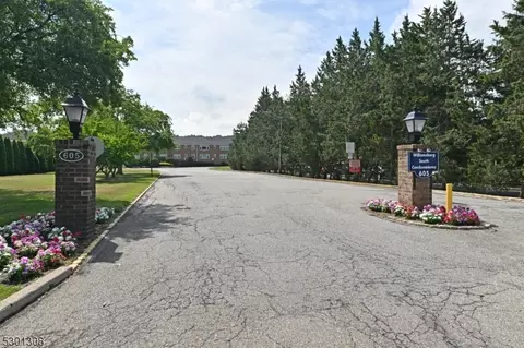 605 Grove St #C-3, Clifton, NJ 07013