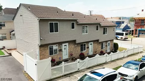 96-98 Grand St, Paterson City, NJ 07501
