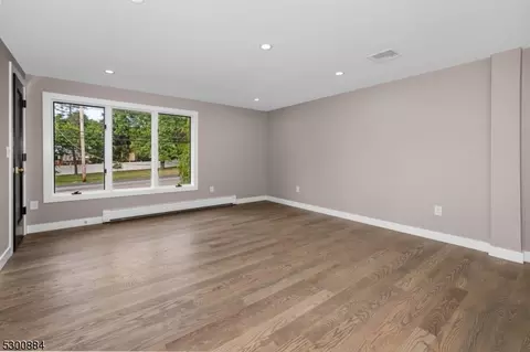 1340 Ratzer Rd, Wayne, NJ 07470 photo 36