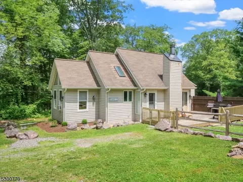 144 Upper Greenwood, Hewitt, NJ 07421