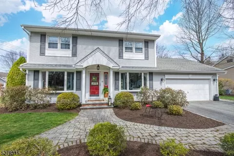 17 Pleasant Ln, Rockaway Twp, NJ 07435