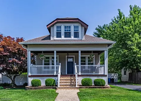 47 Provost Ave, Keyport, NJ 07735