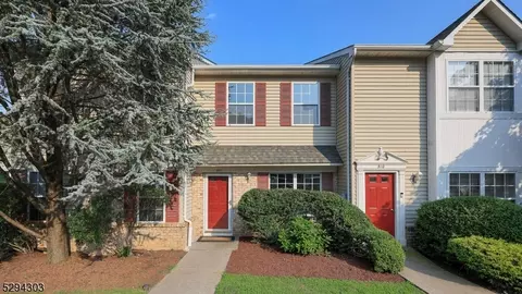 311 Tallwood Ln, Green Brook, NJ 08812