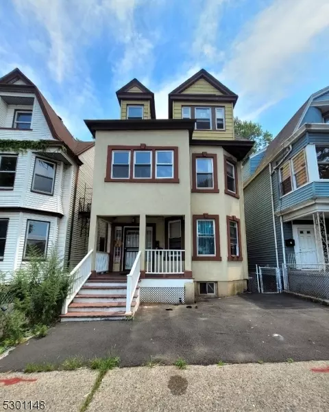 20 N 19th St, East Orange, NJ 07017