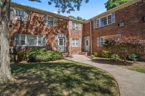 31 Wedgewood #61, Verona, NJ 07044