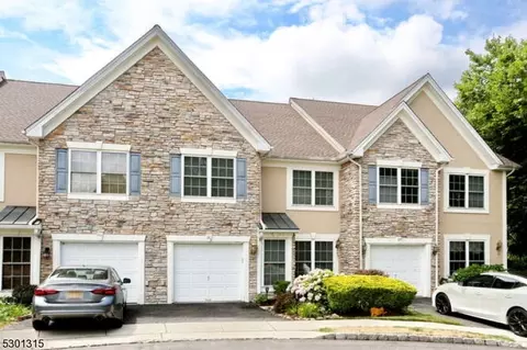 103 Magnolia Way, North Haledon, NJ 07508