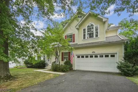 57 Huntington Rd, Bernards, NJ 07920