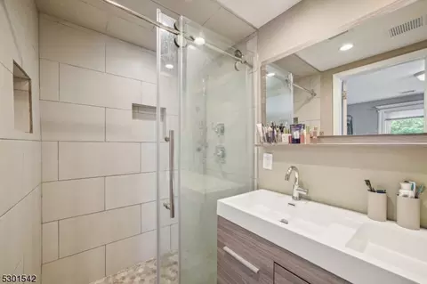 18 Duncan St, Millburn, NJ 07041 photo 12