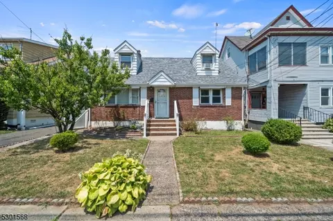 145 Illinois Ave, Paterson, NJ 07503