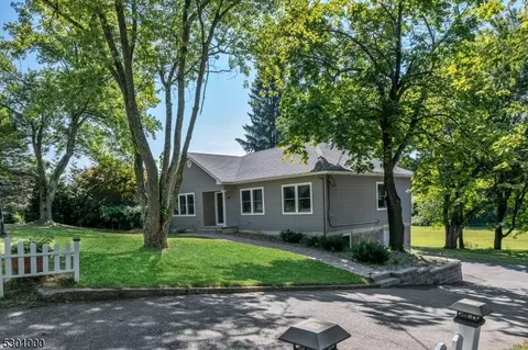 203 Dover Chester Rd, Randolph, NJ 07869