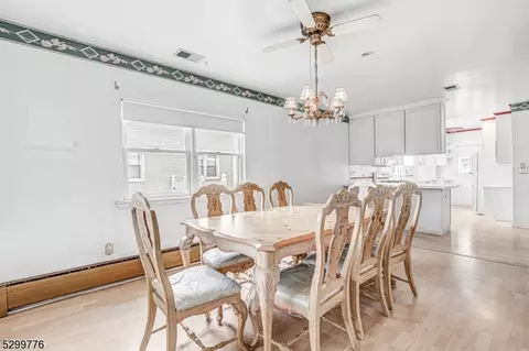 217 Mountain Ave, Middlesex, NJ 08846 photo 5