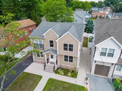 49 N 10th St, Kenilworth, NJ 07033
