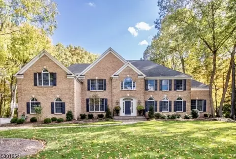 8 Shadowbrook Way, Randolph Twp, NJ 07945
