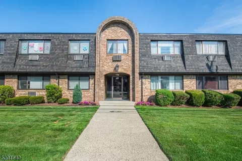 439 Ridge Rd #19, Lyndhurst, NJ 07071