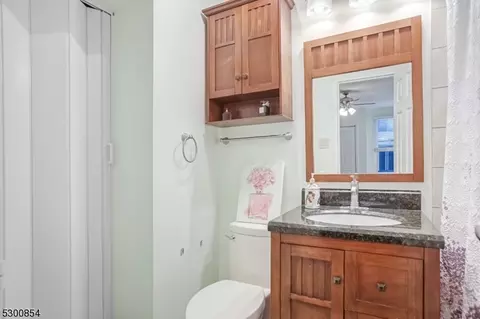 Bath - 456 River Rd #E, Nutley, NJ 07110 photo 1 of 1