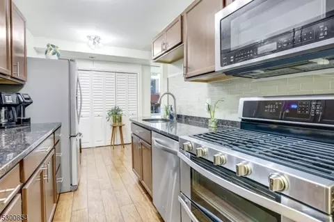Kitchen - 456 River Rd #E, Nutley, NJ 07110 photo 2 of 2