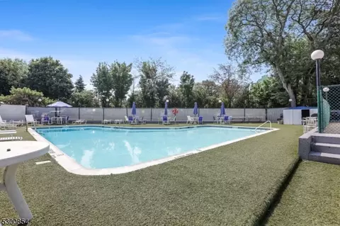 Exterior - 456 River Rd #E, Nutley, NJ 07110 photo 1 of 2