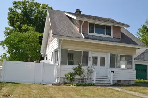 18 Hibernia Ave, Rockaway, NJ 07866