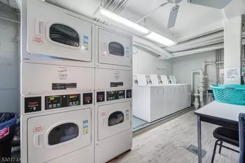 208 Anderson St #S4E, Hackensack, NJ 07601 photo 11