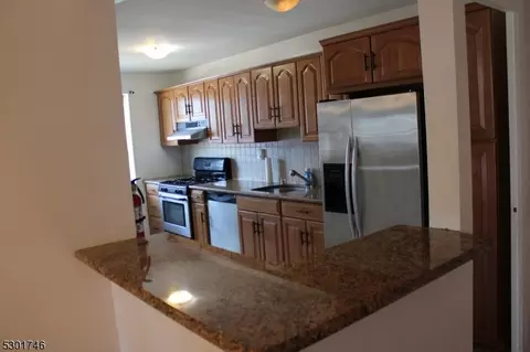 208 Anderson St #S4E, Hackensack, NJ 07601 photo 8