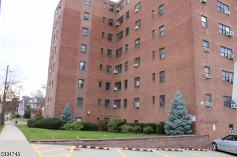 208 Anderson St #S4E, Hackensack, NJ 07601 photo 13