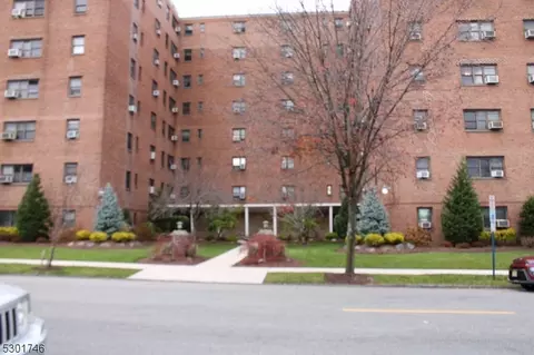 208 Anderson St #S4E, Hackensack, NJ 07601 photo 2