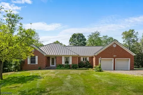 80 Russet Ln, Bridgewater Twp, NJ 07920