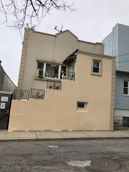6203 Adams St, West New York, NJ 07093