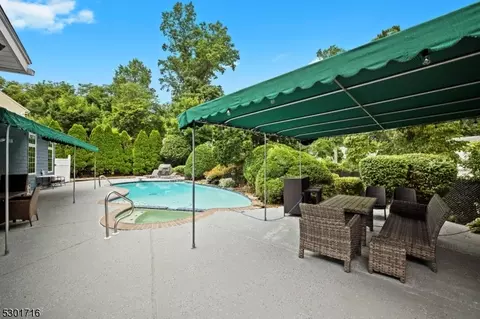 136 Tall Grass Dr, Wayne, NJ 07470 photo 37