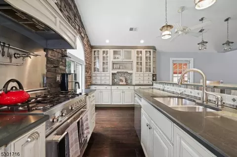 136 Tall Grass Dr, Wayne, NJ 07470 photo 7