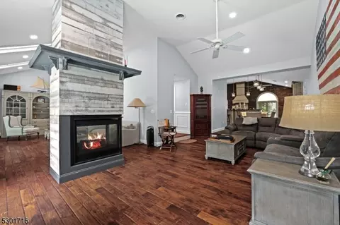 136 Tall Grass Dr, Wayne, NJ 07470 photo 17
